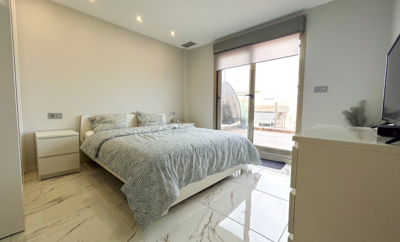 Revente - Villa - Villamartín