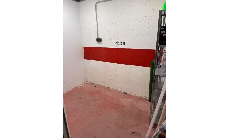 Sale - Apartment - Los Altos