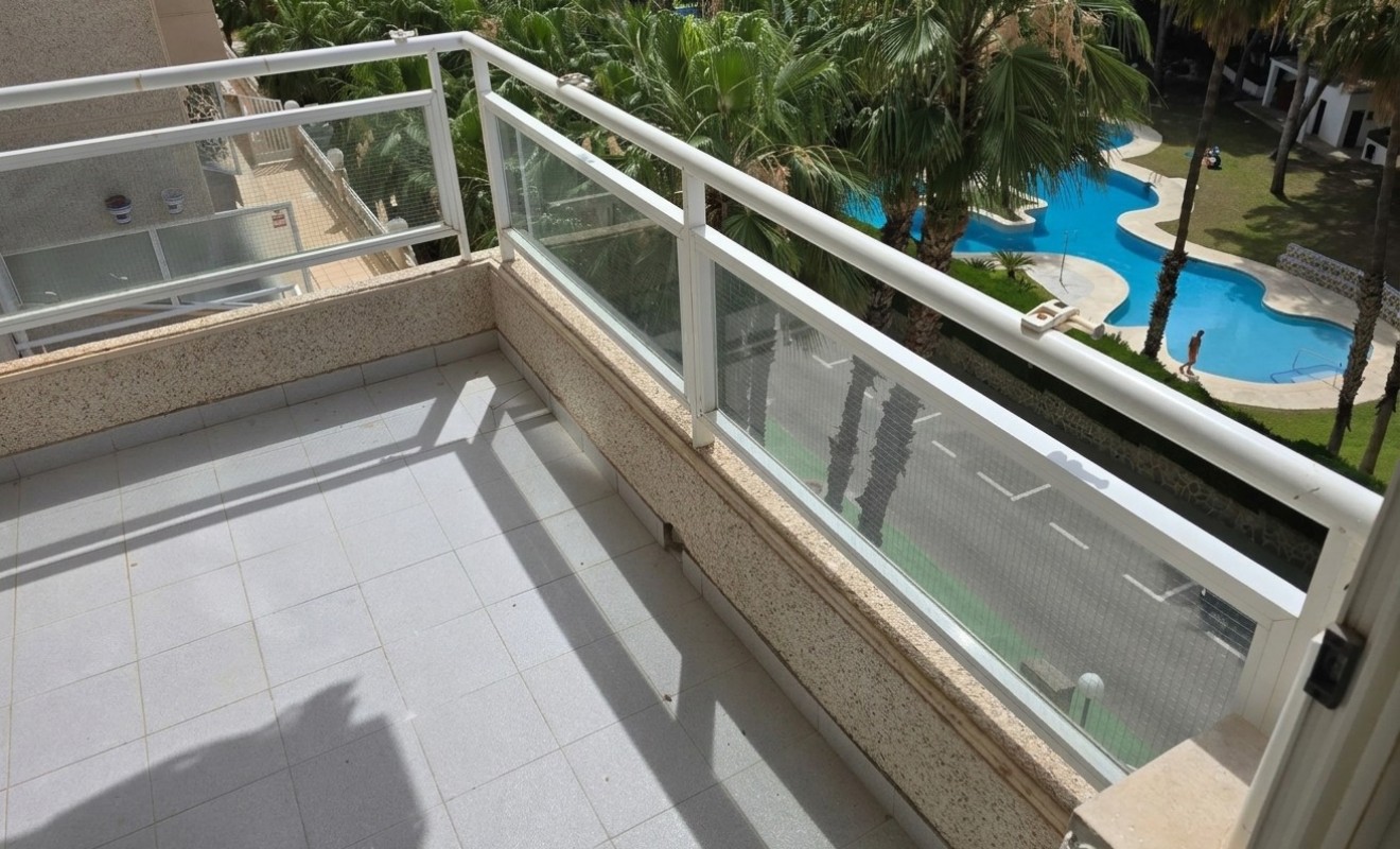 Sale - Apartment / flat - Orihuela Costa - Dehesa de campoamor
